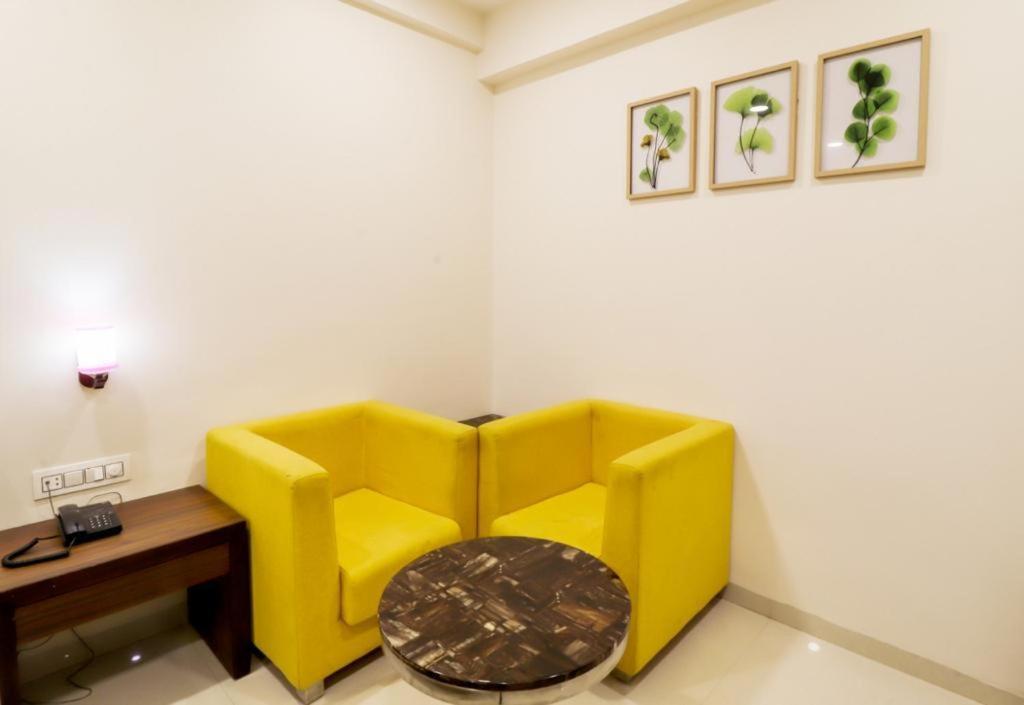 Royal Inn Hotel Ambaji 外观 照片