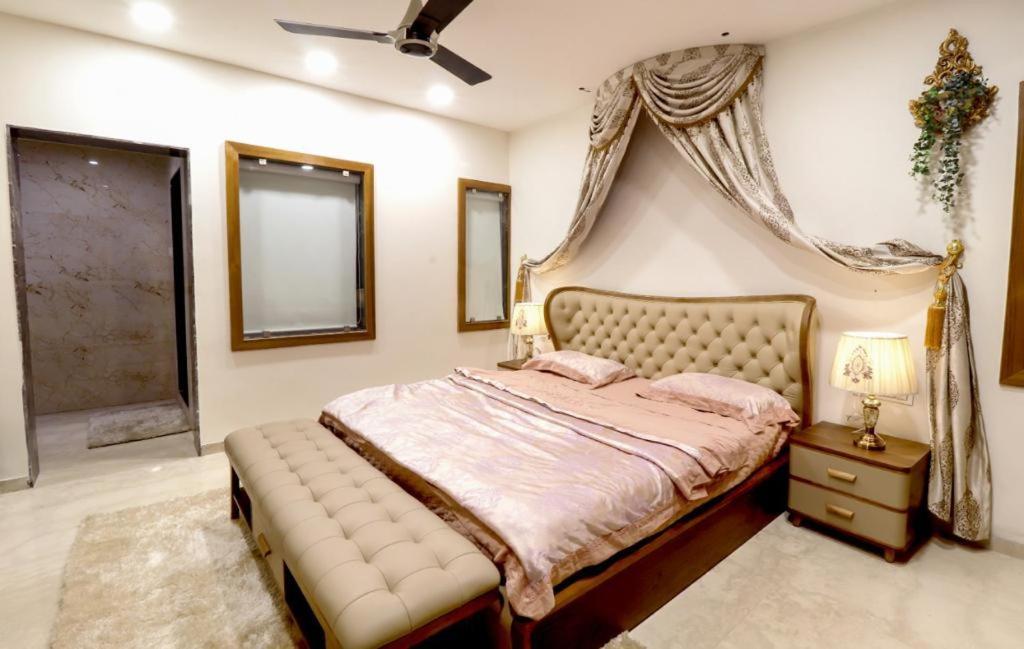 Royal Inn Hotel Ambaji 外观 照片