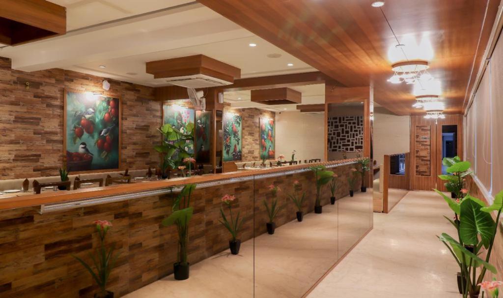Royal Inn Hotel Ambaji 外观 照片