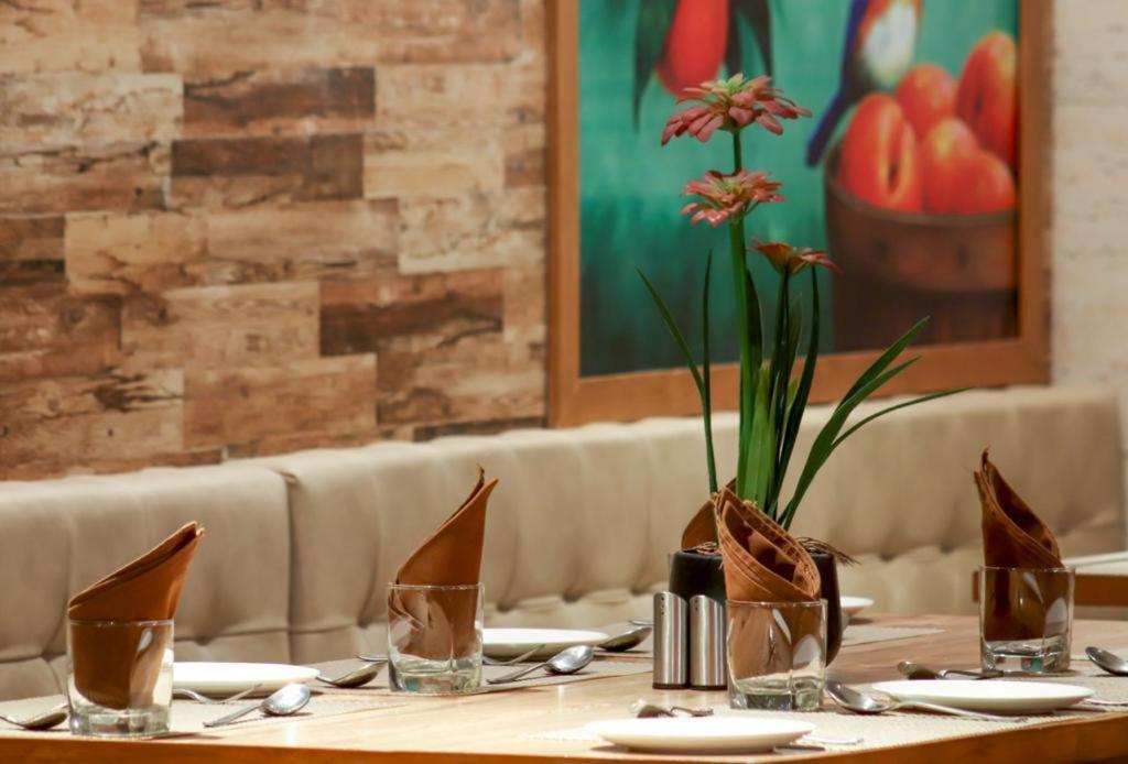Royal Inn Hotel Ambaji 外观 照片