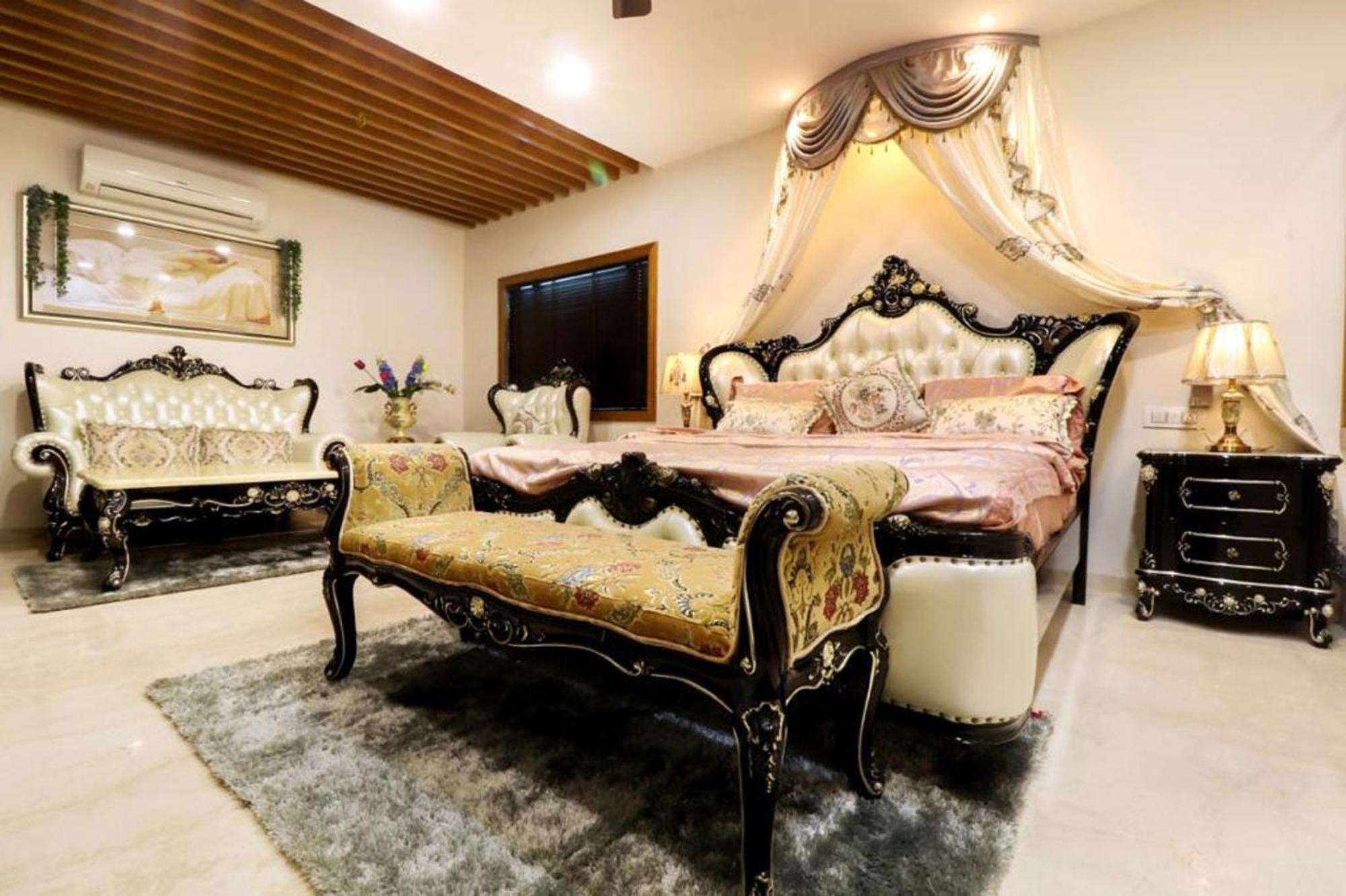 Royal Inn Hotel Ambaji 外观 照片