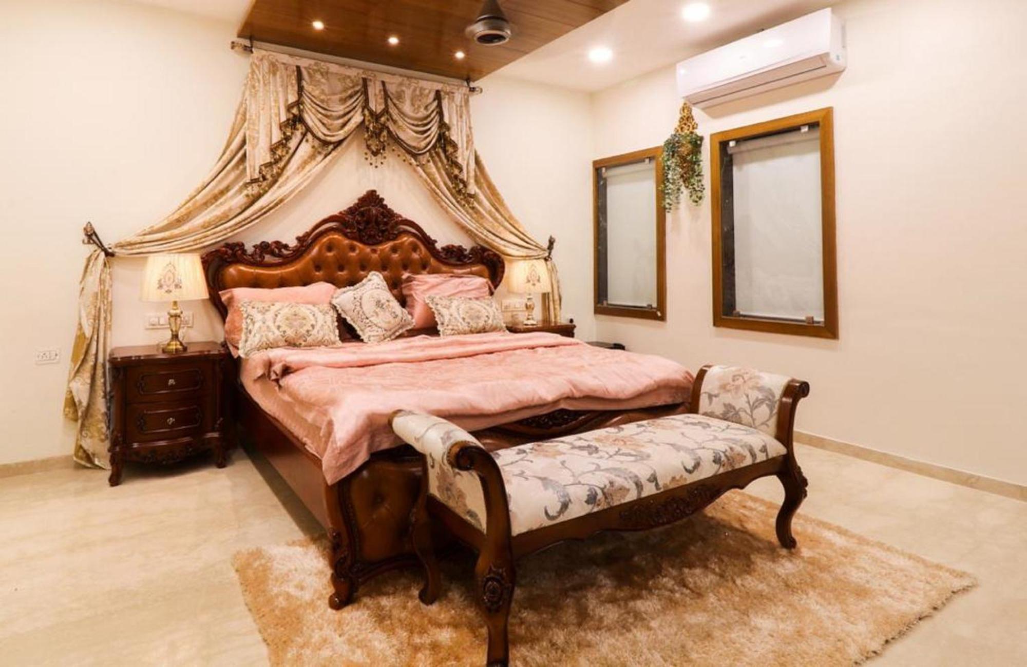 Royal Inn Hotel Ambaji 外观 照片