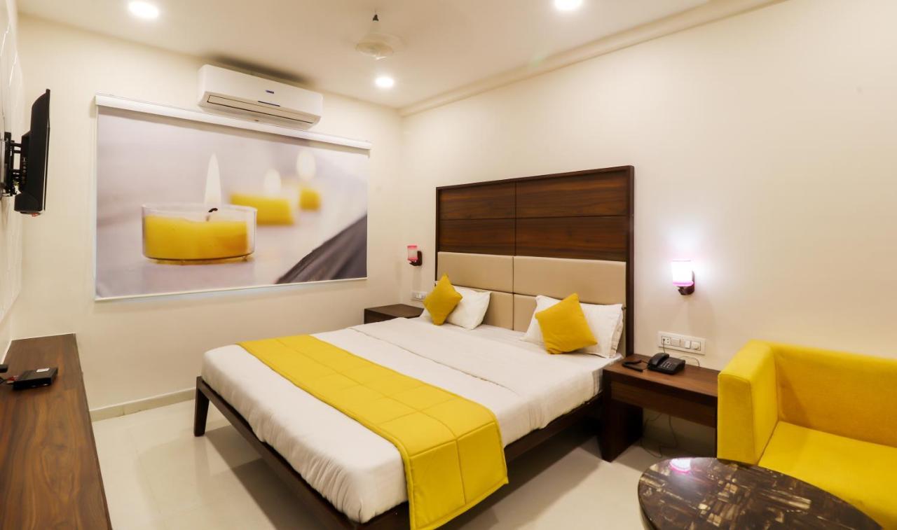 Royal Inn Hotel Ambaji 外观 照片