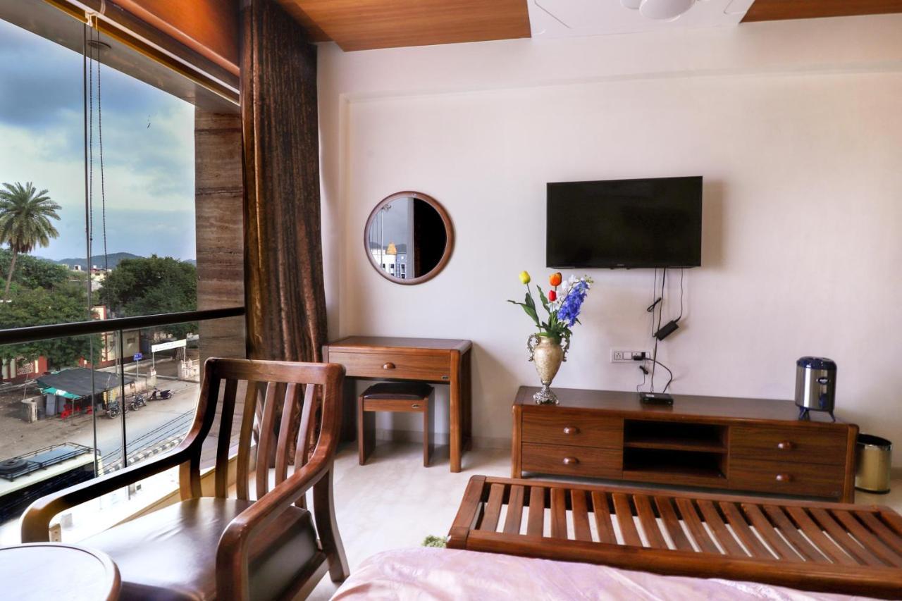Royal Inn Hotel Ambaji 外观 照片