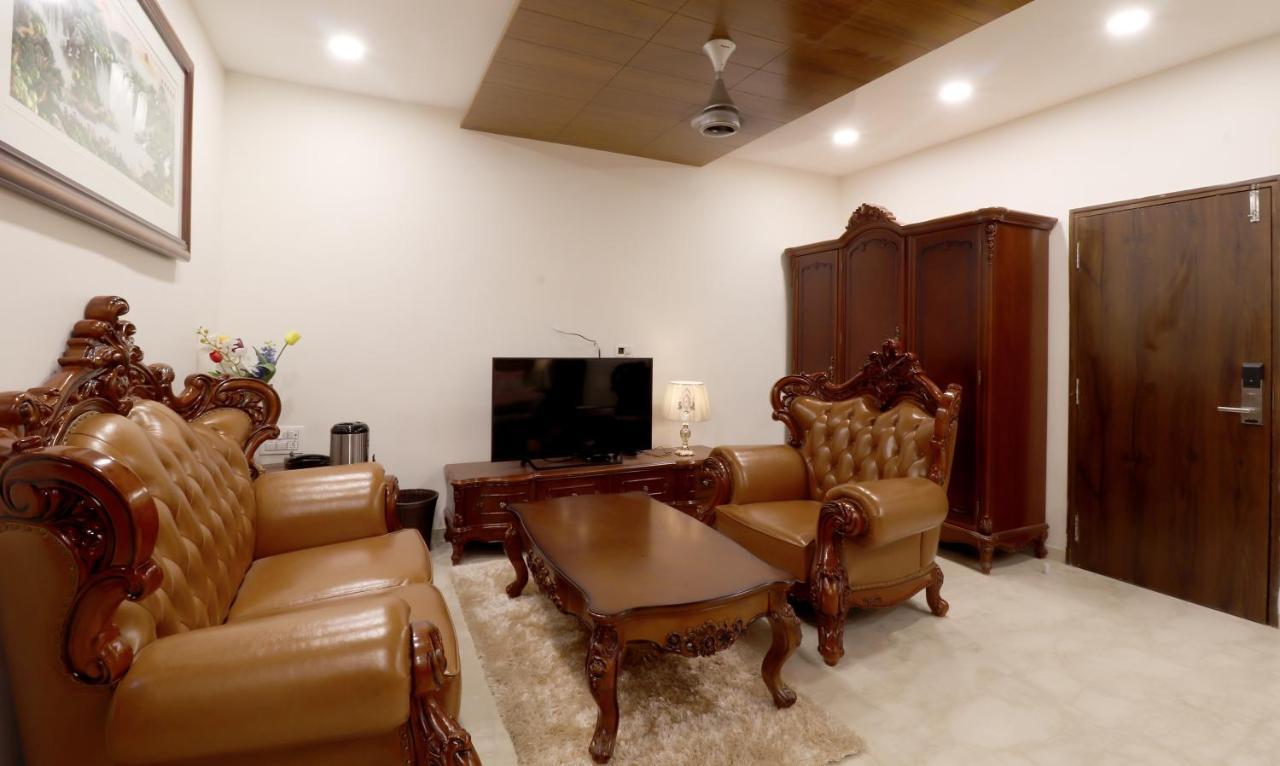Royal Inn Hotel Ambaji 外观 照片
